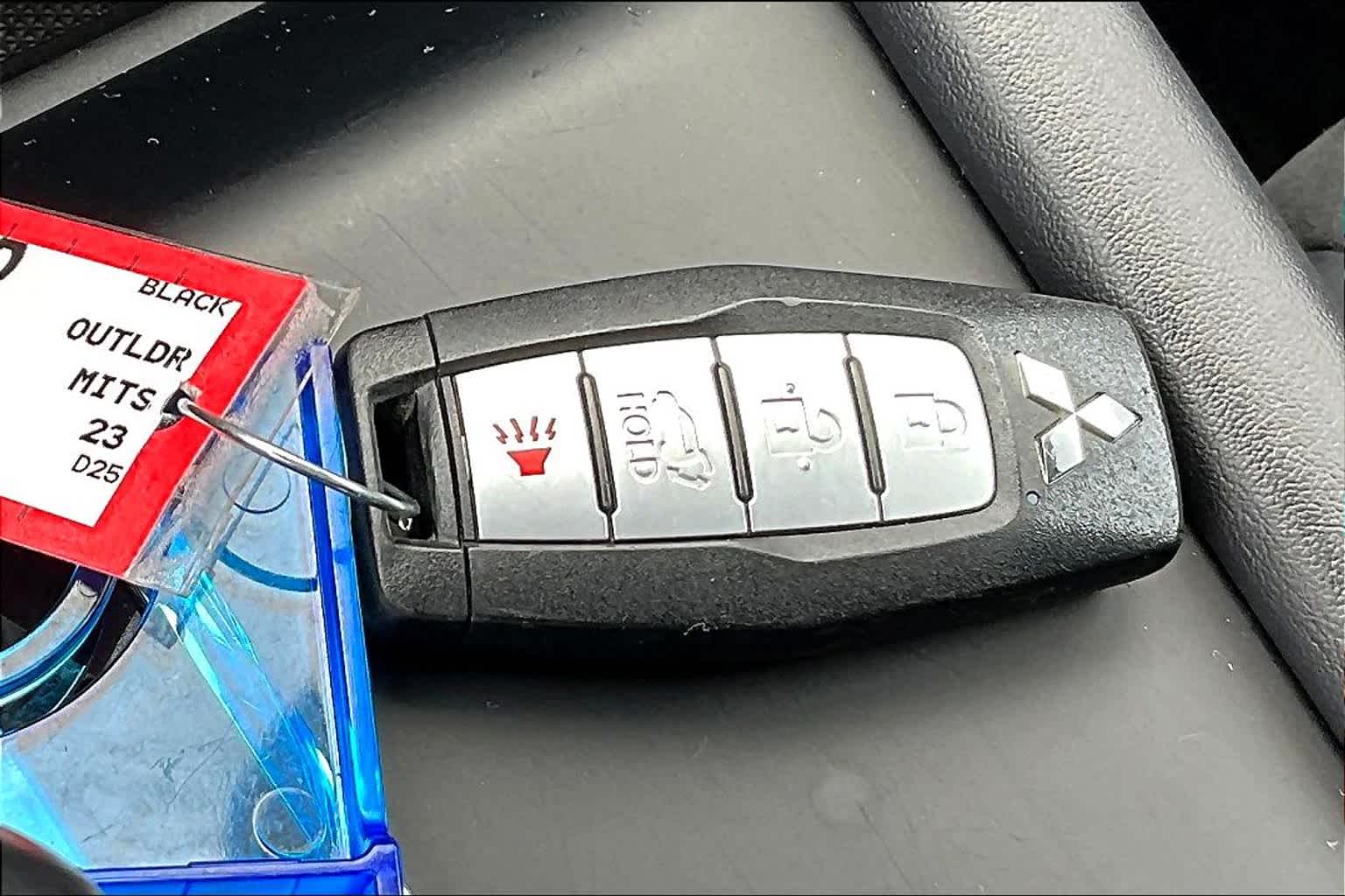 2023 Mitsubishi Outlander SE - Photo 31