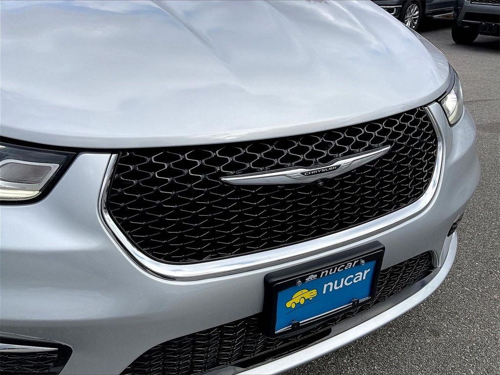 2024 Chrysler Pacifica Touring L - Photo 27