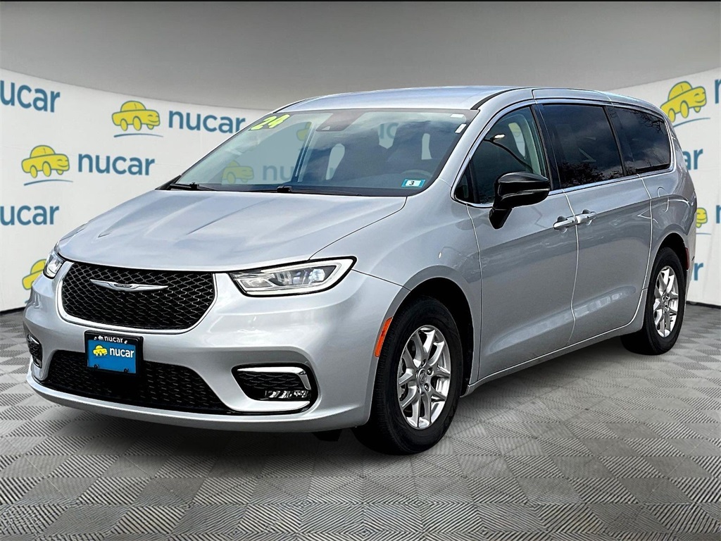 2024 Chrysler Pacifica Touring L - Photo 3