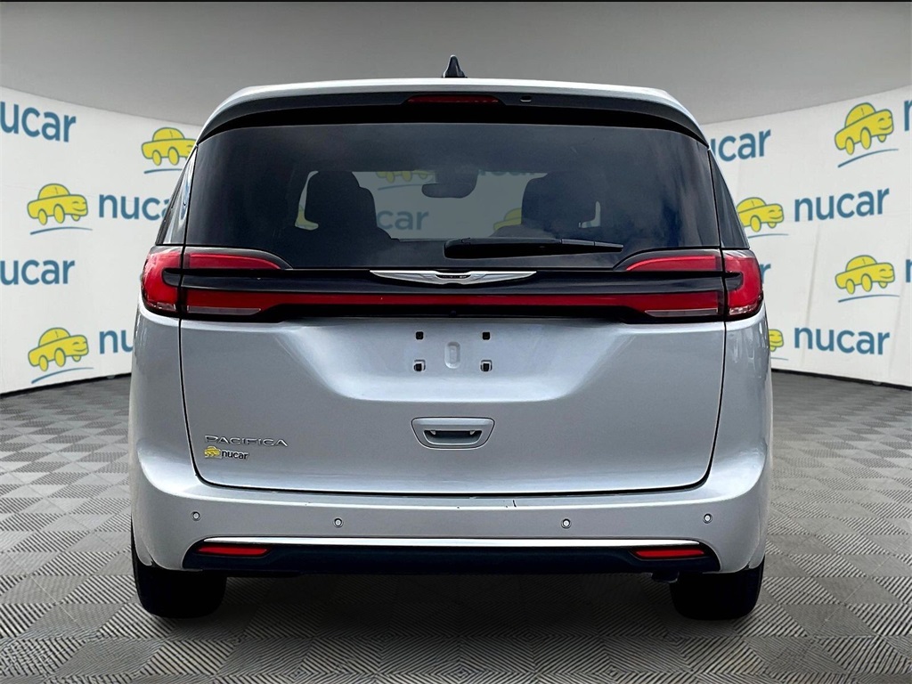 2024 Chrysler Pacifica Touring L - Photo 5
