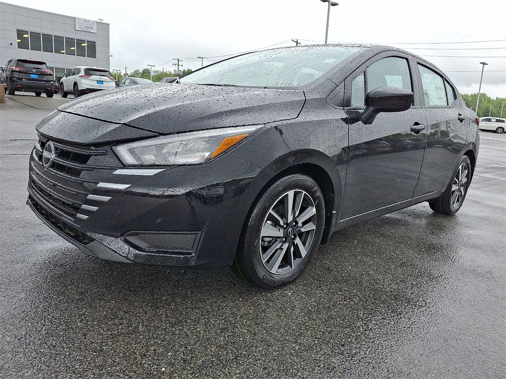 2025 Nissan Versa 1.6 SV - Photo 2