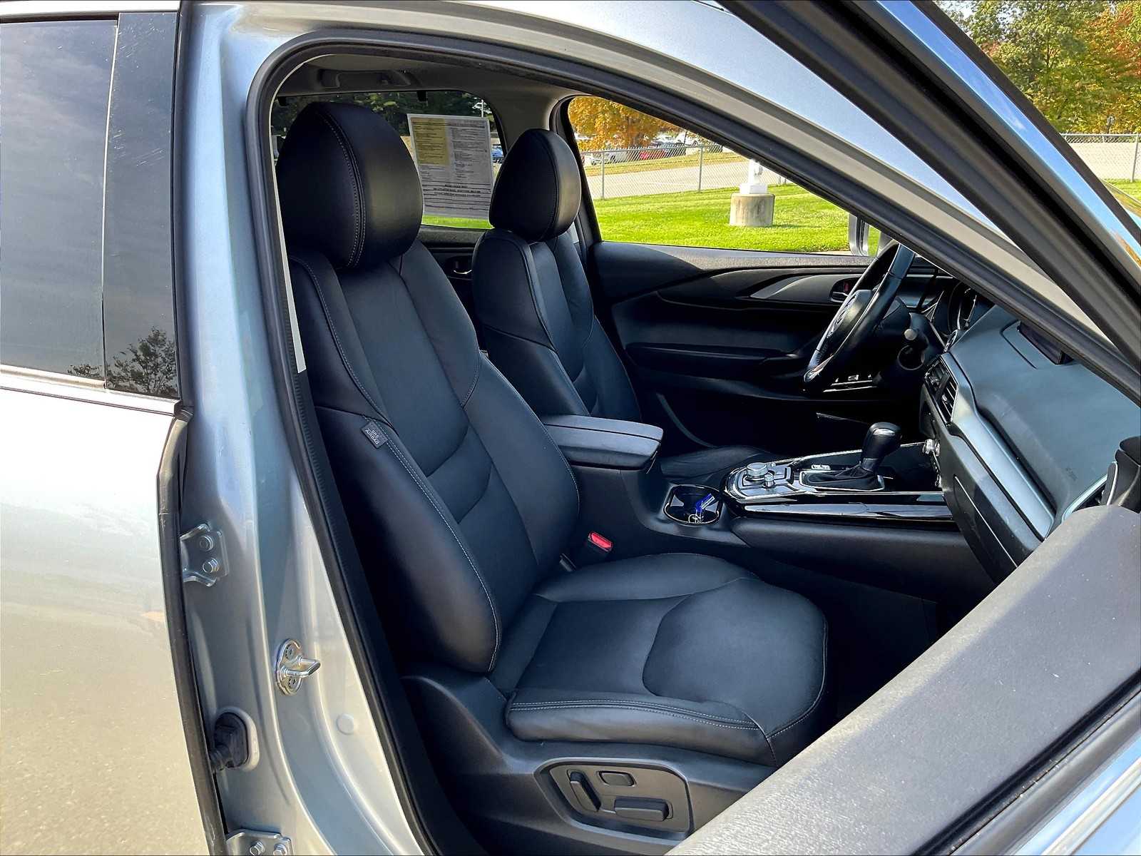 2022 Mazda CX-9 Touring - Photo 11