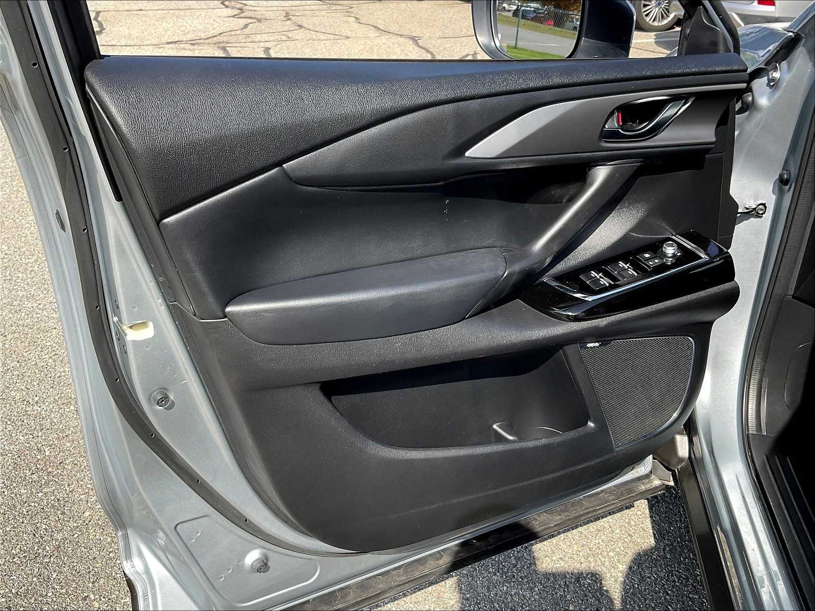 2022 Mazda CX-9 Touring - Photo 9