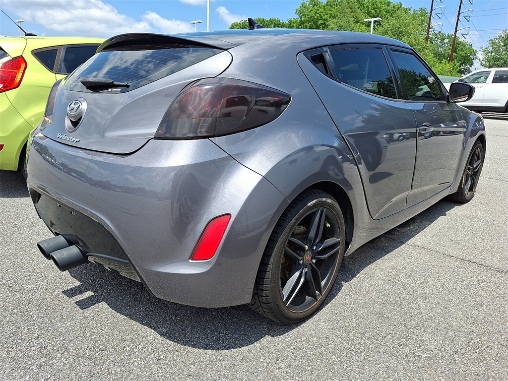 2015 Hyundai Veloster Base - Photo 6