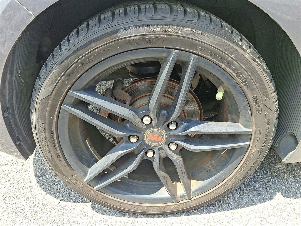 2015 Hyundai Veloster Base - Photo 7
