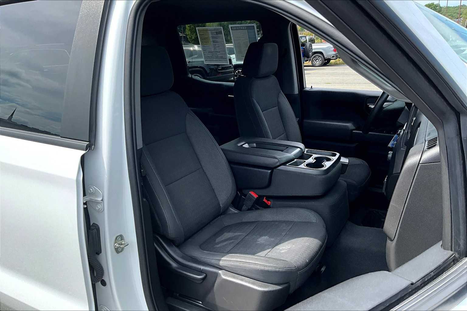 2022 Chevrolet Silverado 1500 LTD Custom - Photo 11