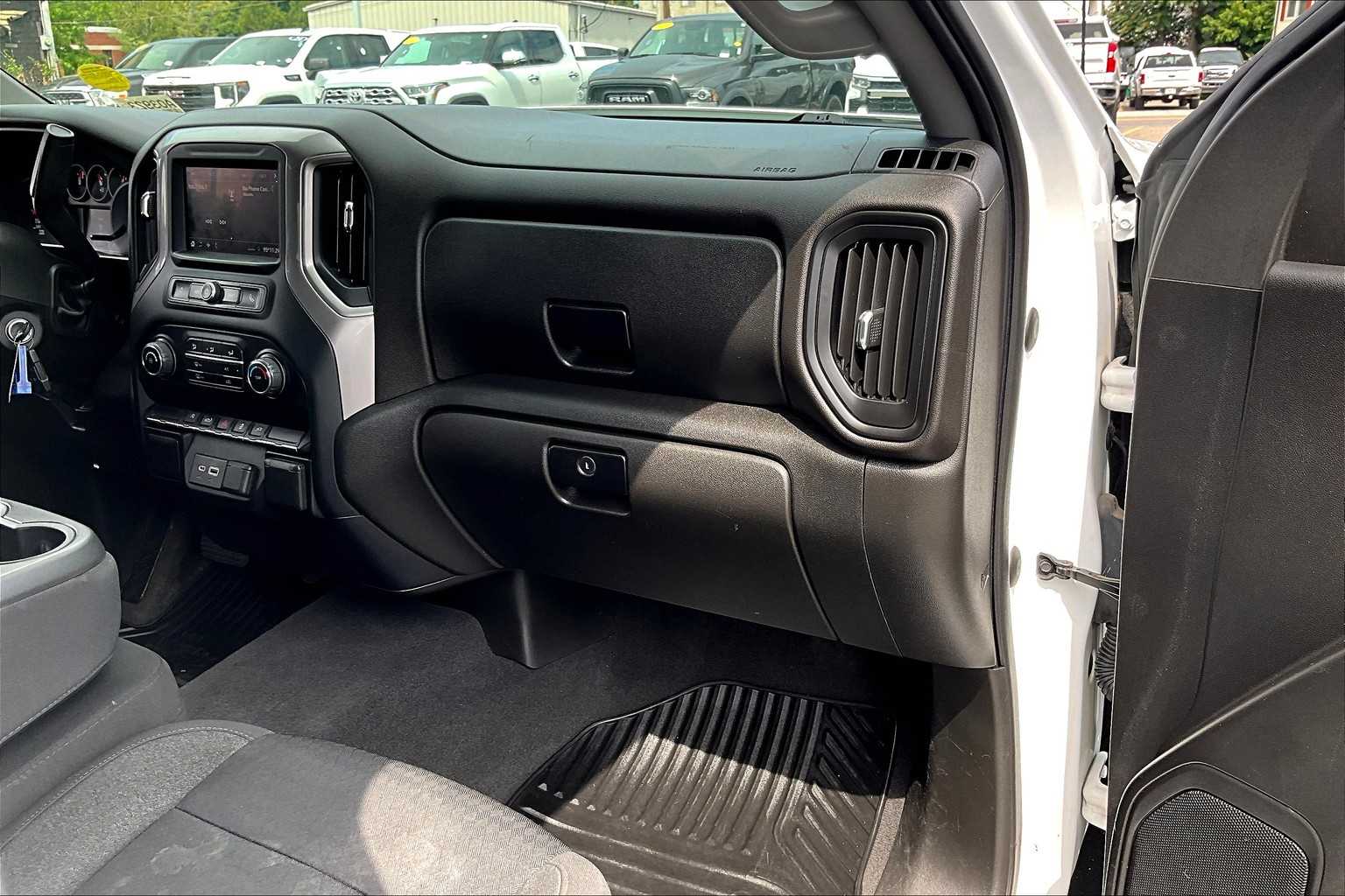 2022 Chevrolet Silverado 1500 LTD Custom - Photo 13
