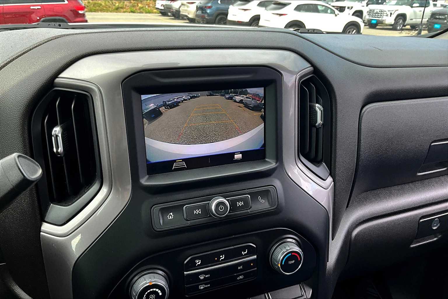 2022 Chevrolet Silverado 1500 LTD Custom - Photo 19