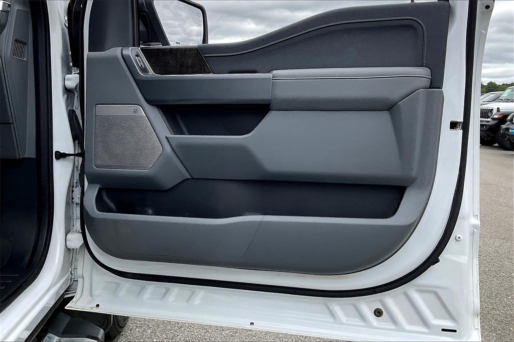 2023 Ford F-150 Lariat - Photo 11