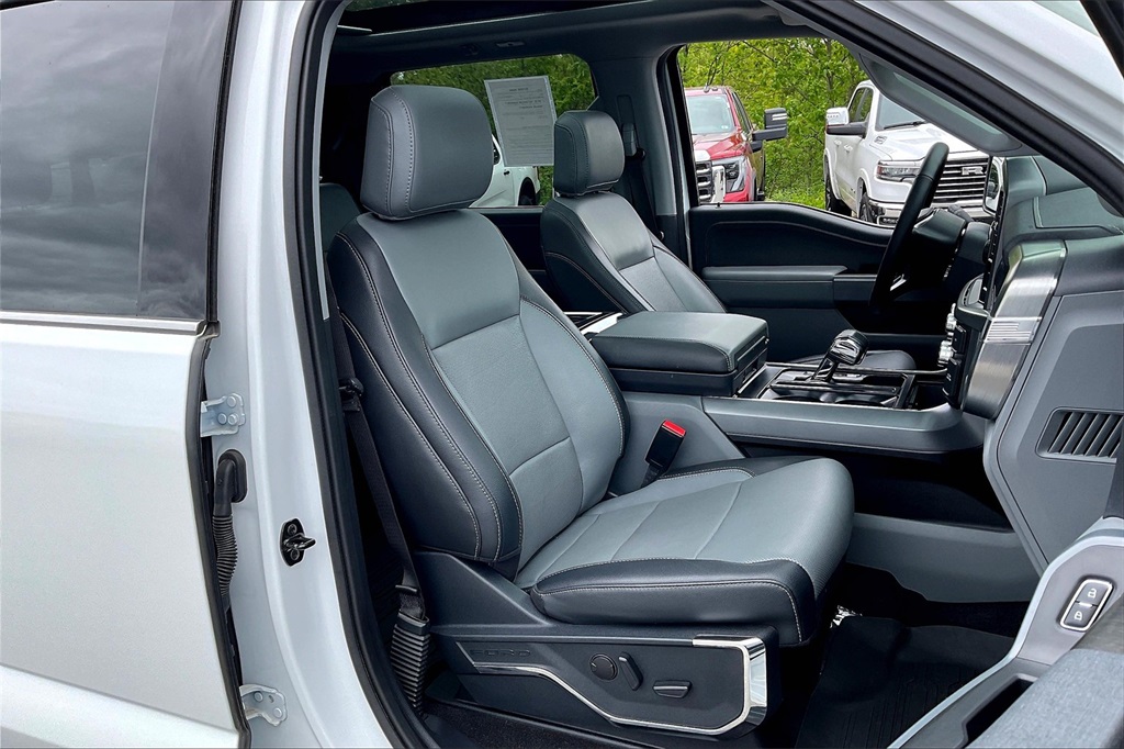 2023 Ford F-150 Lariat - Photo 10