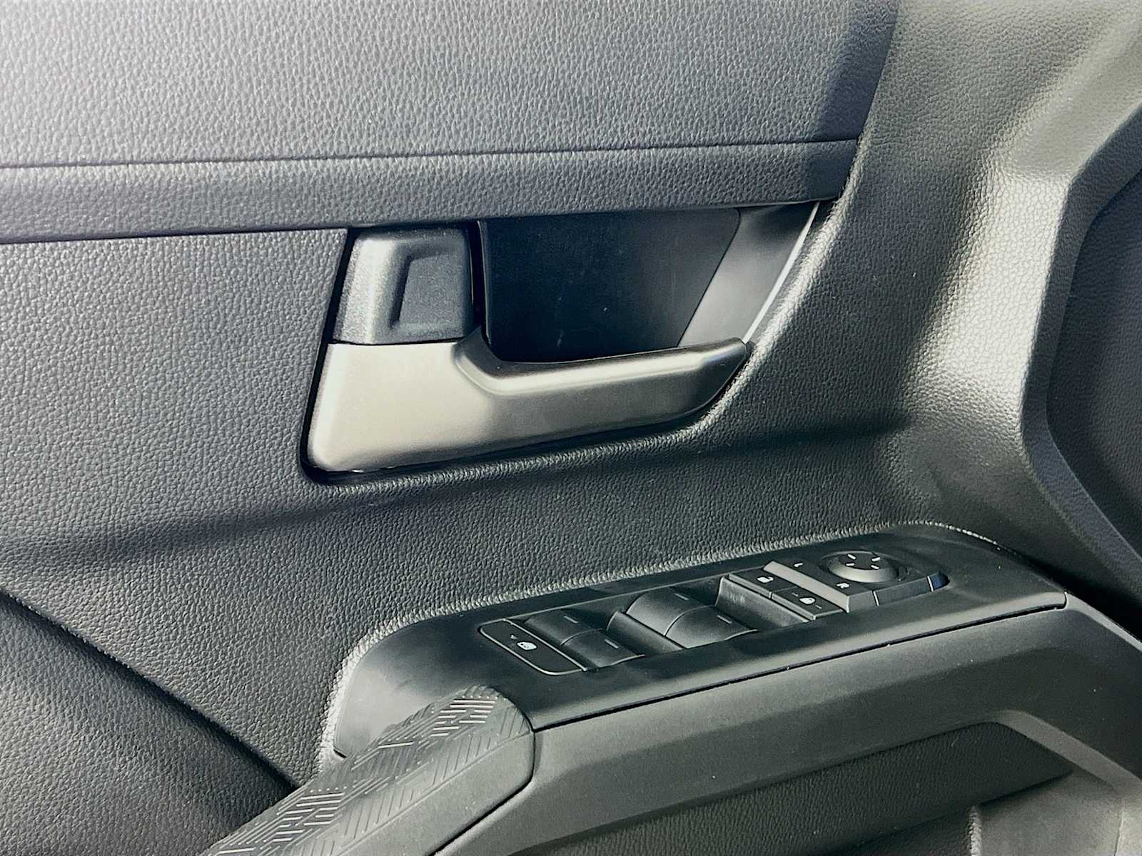 2025 Toyota Tacoma TRD Sport - Photo 15