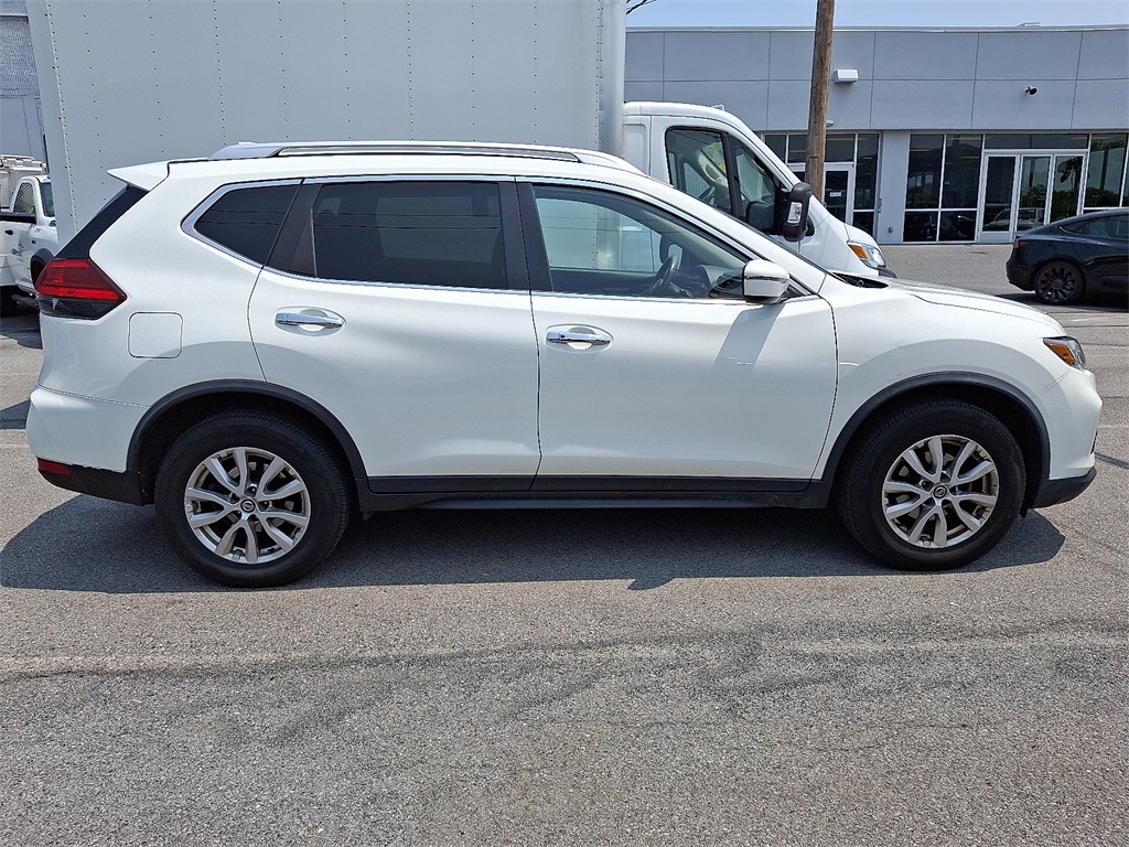 2017 Nissan Rogue  - Photo 7
