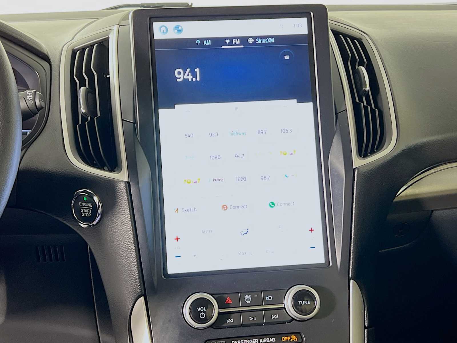 2022 Ford Edge SEL - Photo 14
