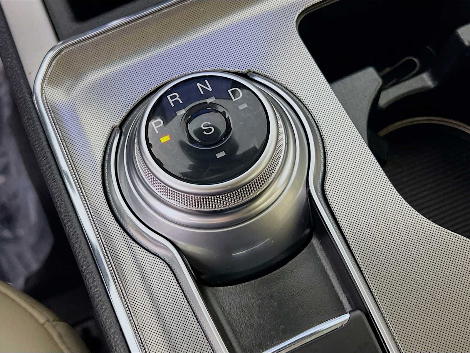 2022 Ford Edge SEL - Photo 16