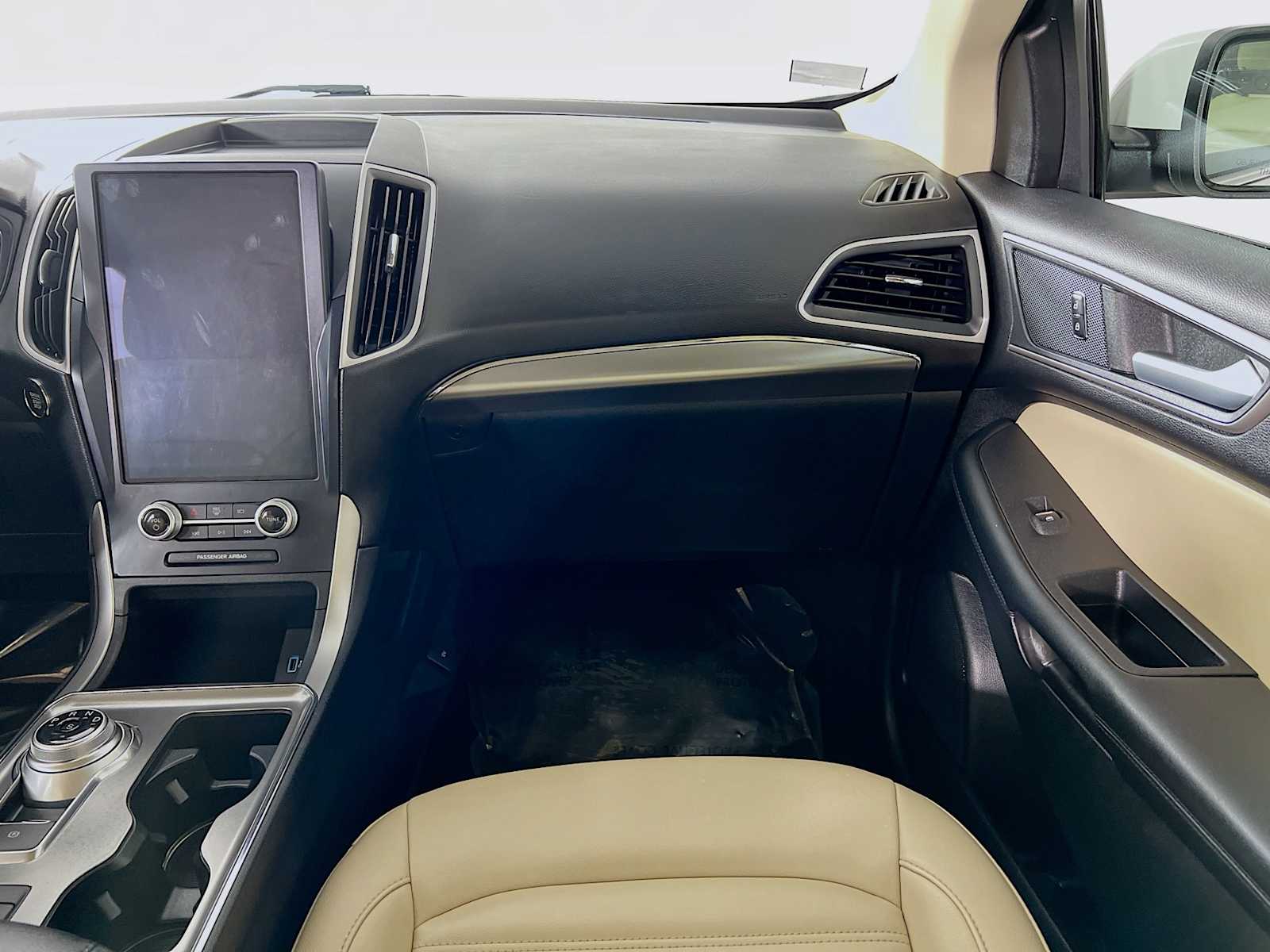 2022 Ford Edge SEL - Photo 23