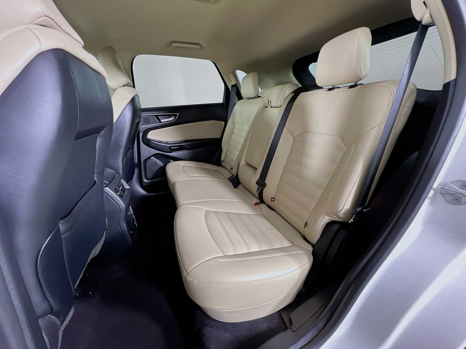 2022 Ford Edge SEL - Photo 24