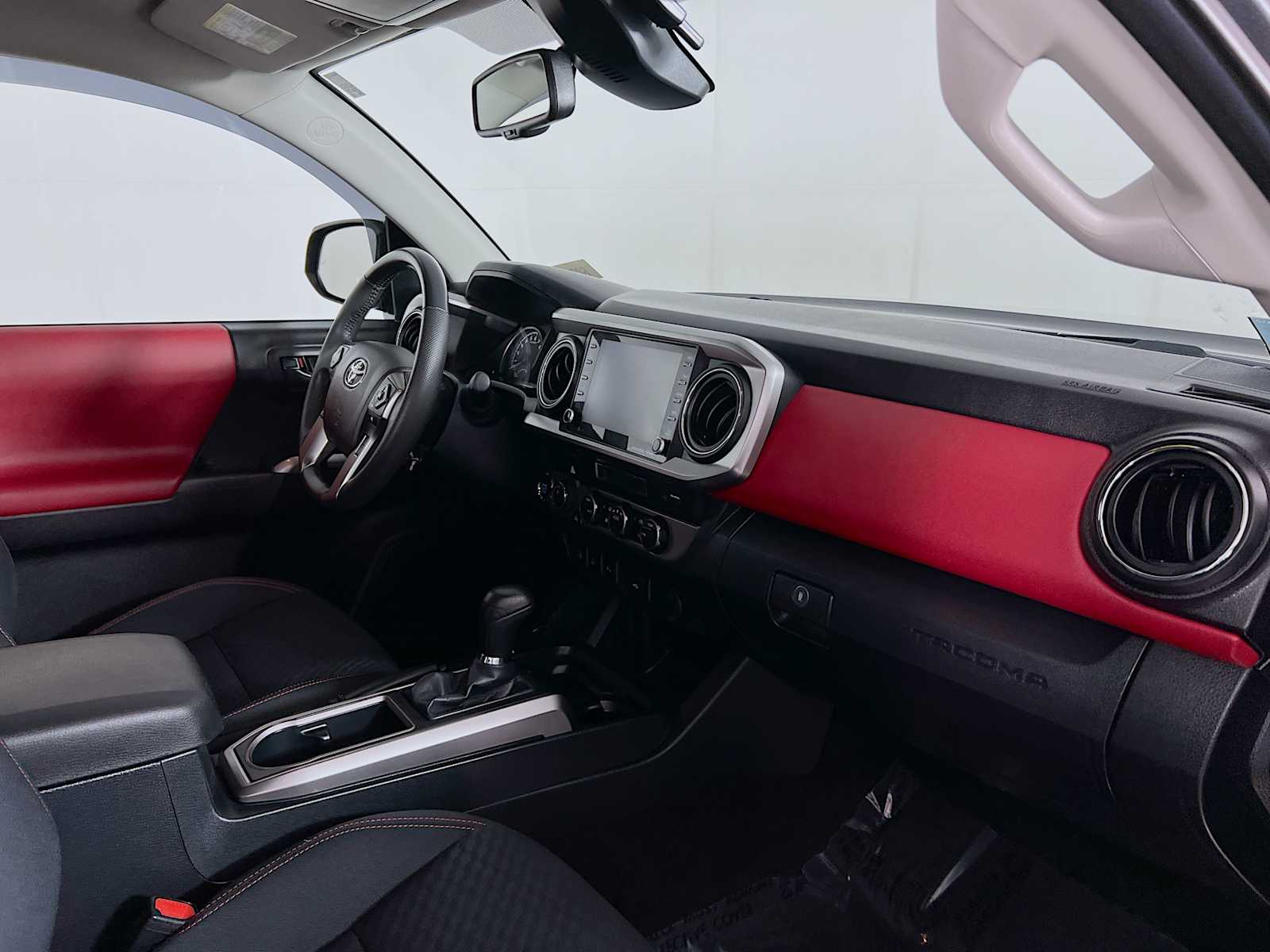 2023 Toyota Tacoma SR5 - Photo 27