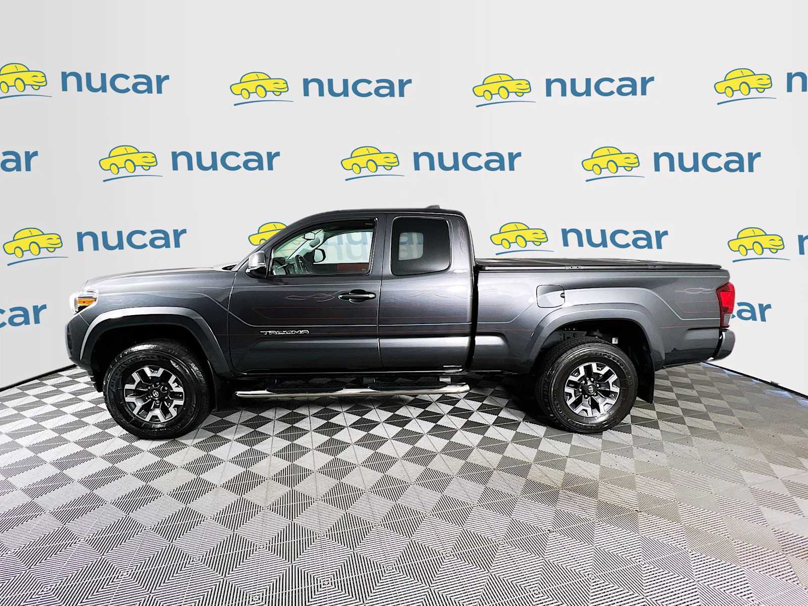 2023 Toyota Tacoma SR5 - Photo 4