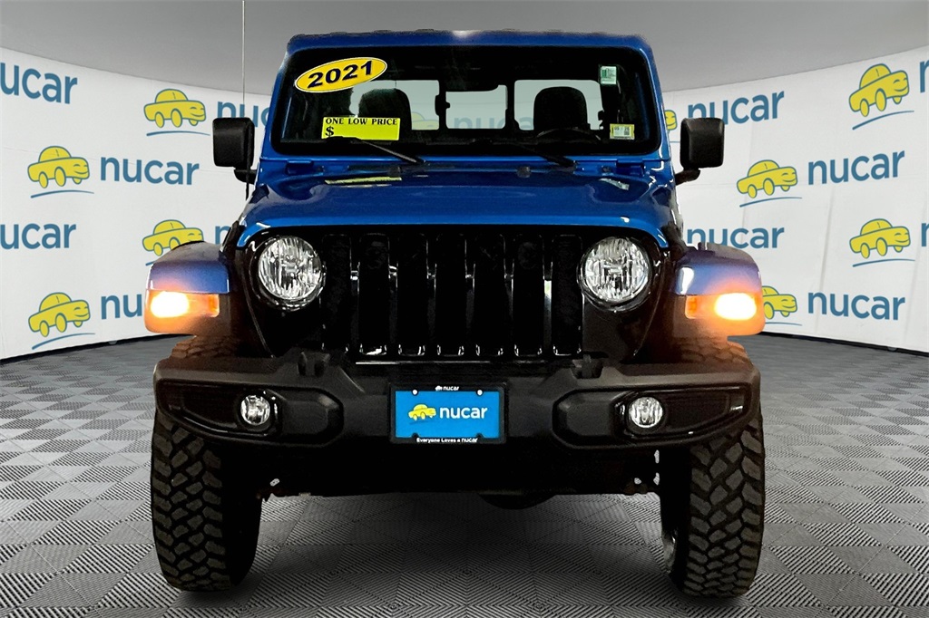 2021 Jeep Gladiator Willys - Photo 2
