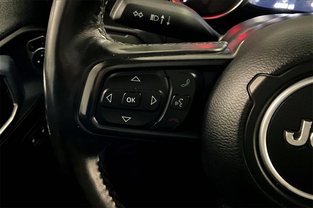 2021 Jeep Gladiator Willys - Photo 23
