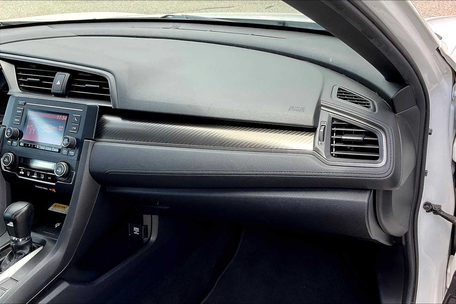 2019 Honda Civic Hatchback Sport - Photo 25