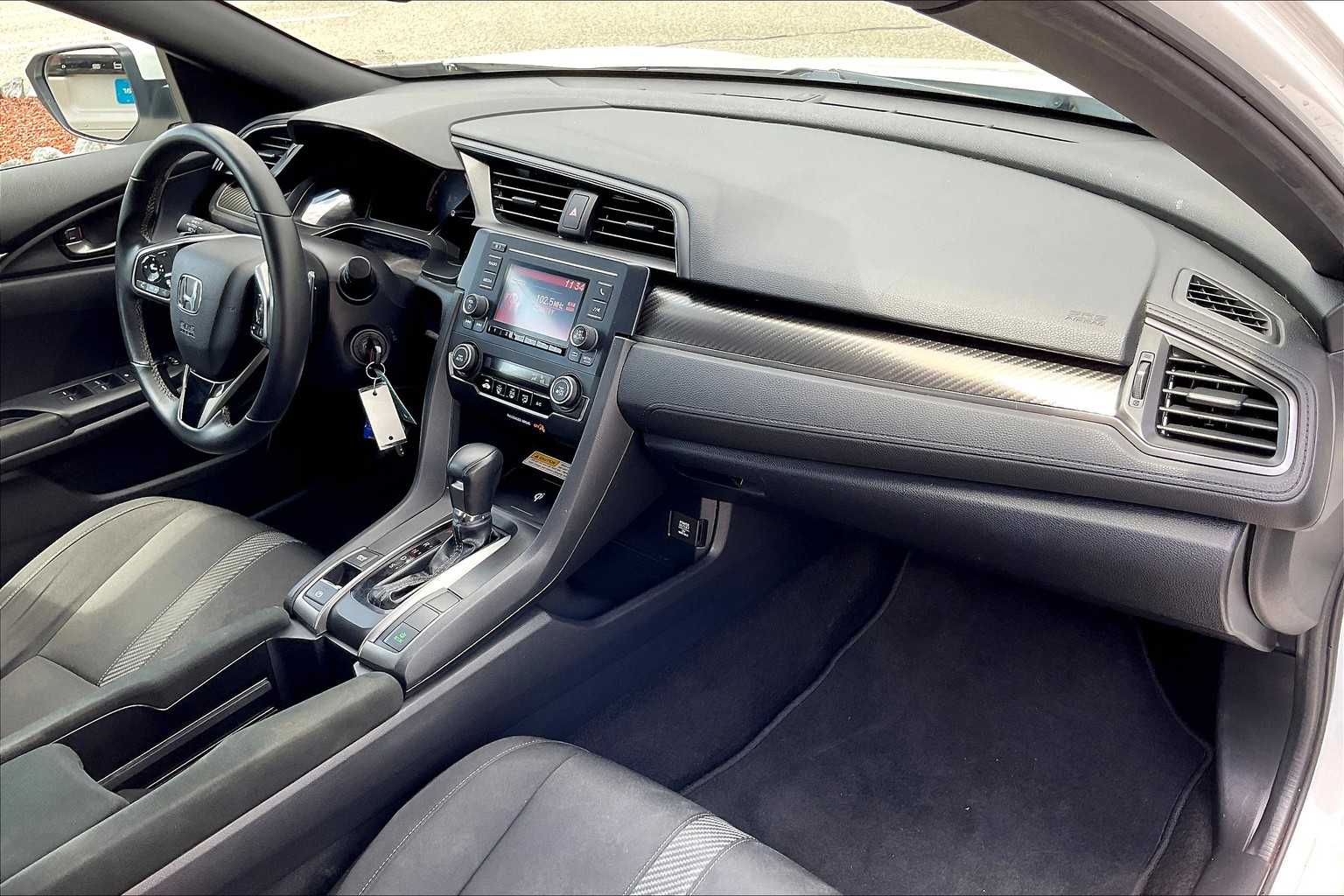 2019 Honda Civic Hatchback Sport - Photo 27