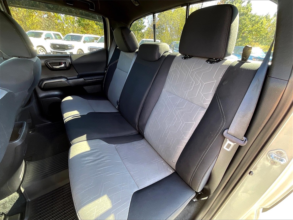 2023 Toyota Tacoma TRD Off-Road - Photo 14