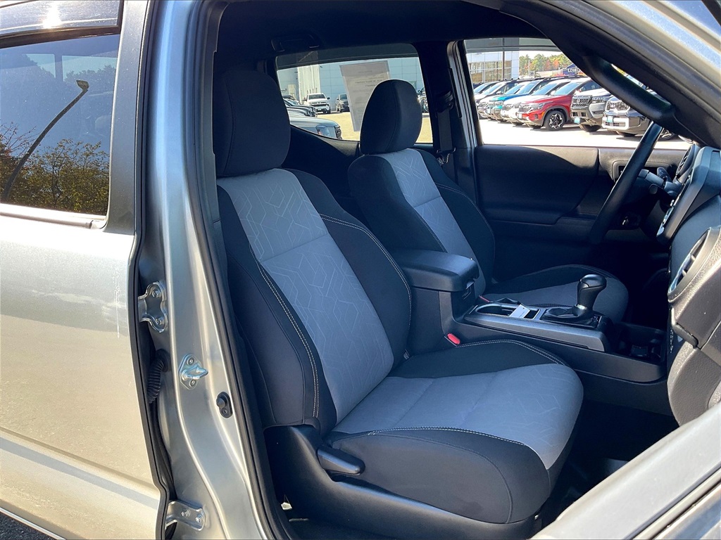 2023 Toyota Tacoma TRD Off-Road - Photo 10