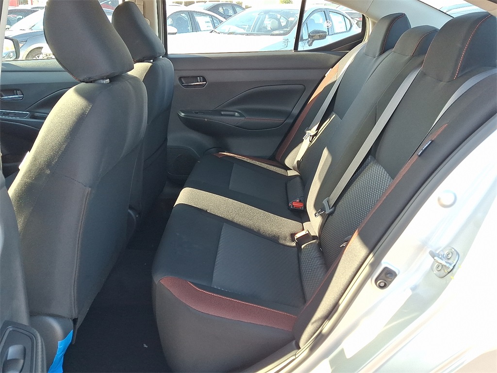 2025 Nissan Versa 1.6 SR - Photo 6