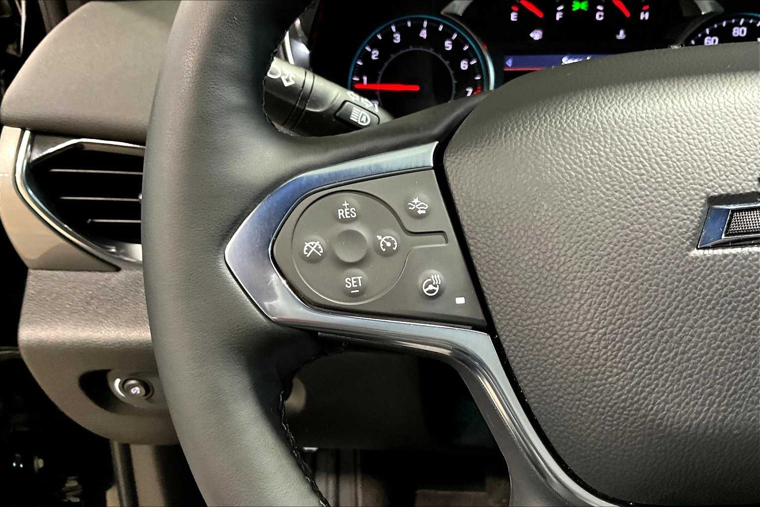 2023 Chevrolet Traverse LT Leather - Photo 23