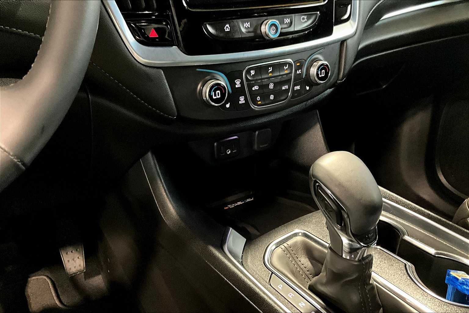 2023 Chevrolet Traverse LT Leather - Photo 26