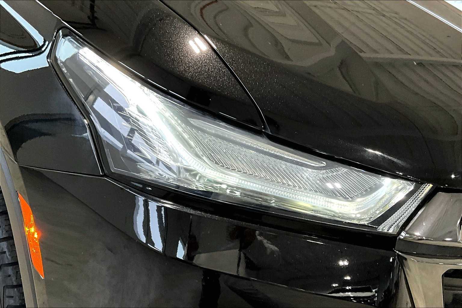 2023 Chevrolet Traverse LT Leather - Photo 32