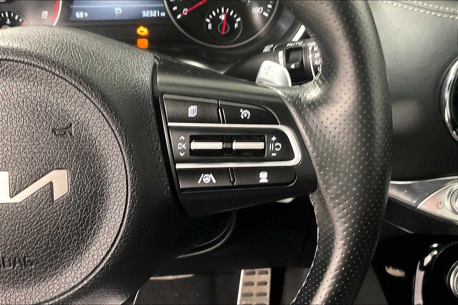 2022 Kia Stinger GT2 - Photo 23