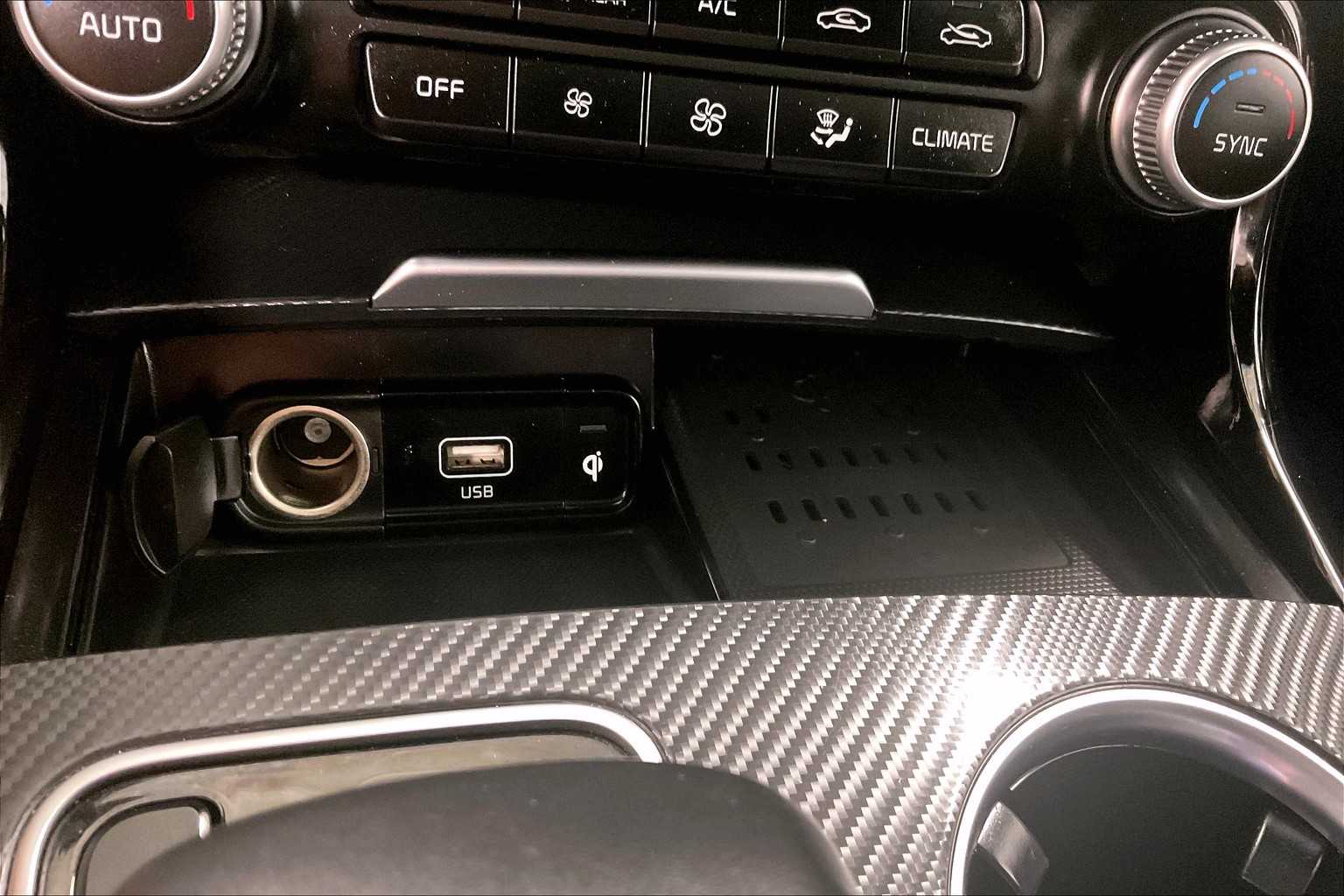 2022 Kia Stinger GT2 - Photo 25