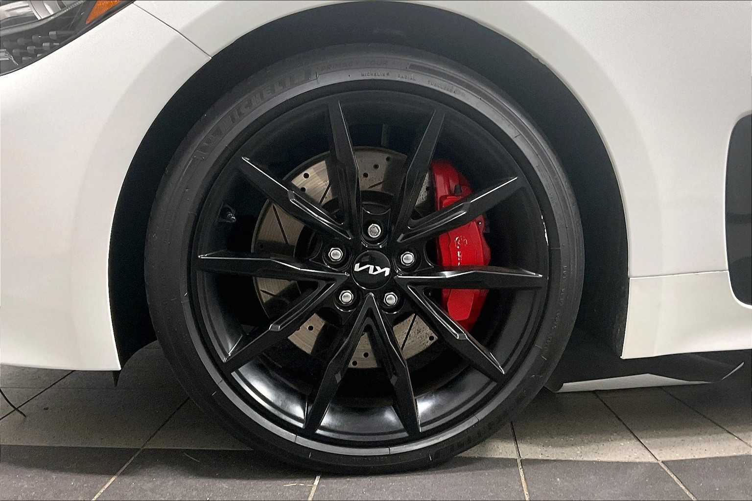 2022 Kia Stinger GT2 - Photo 7