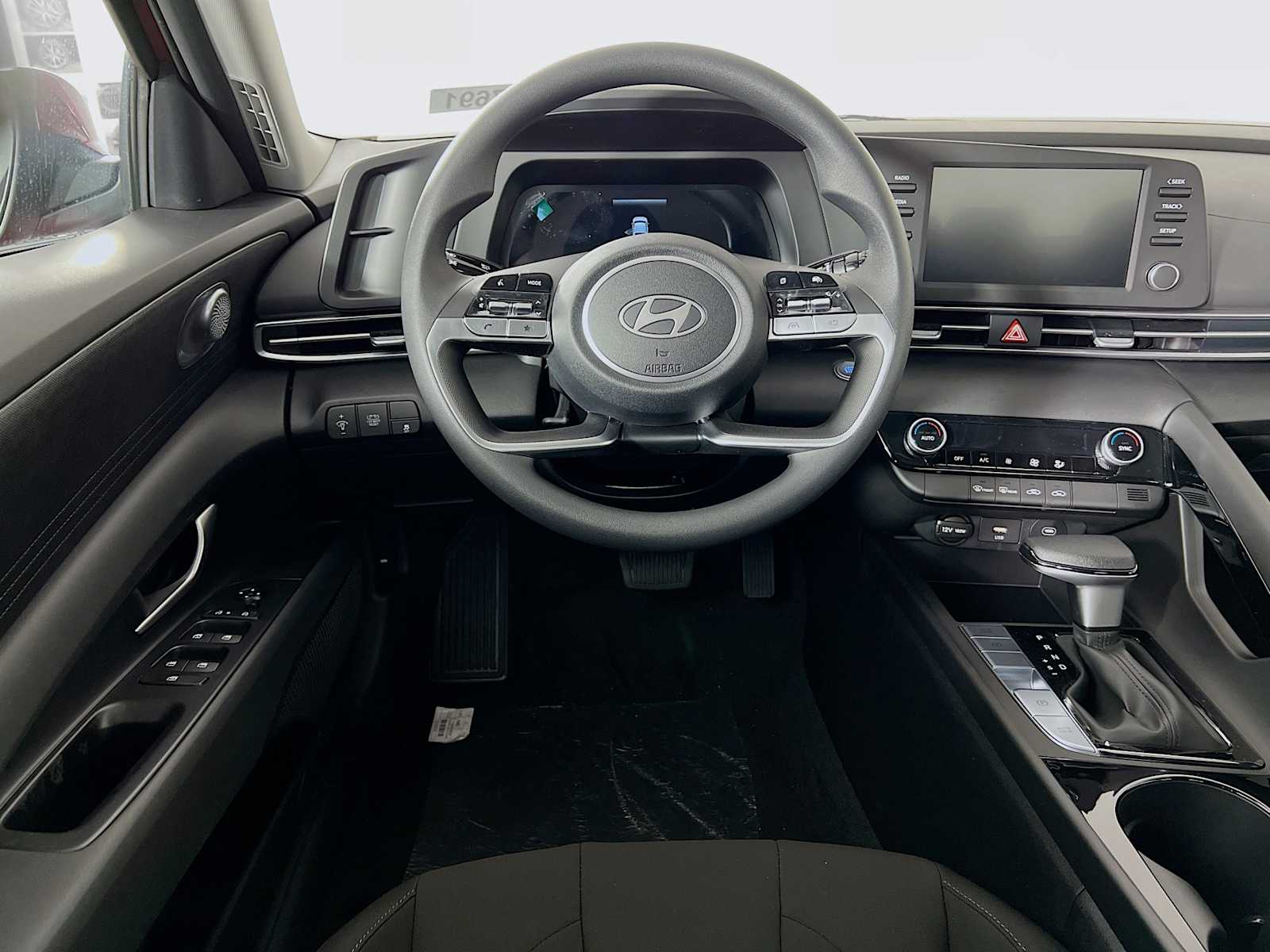 2025 Hyundai Elantra Hybrid Blue - Photo 14