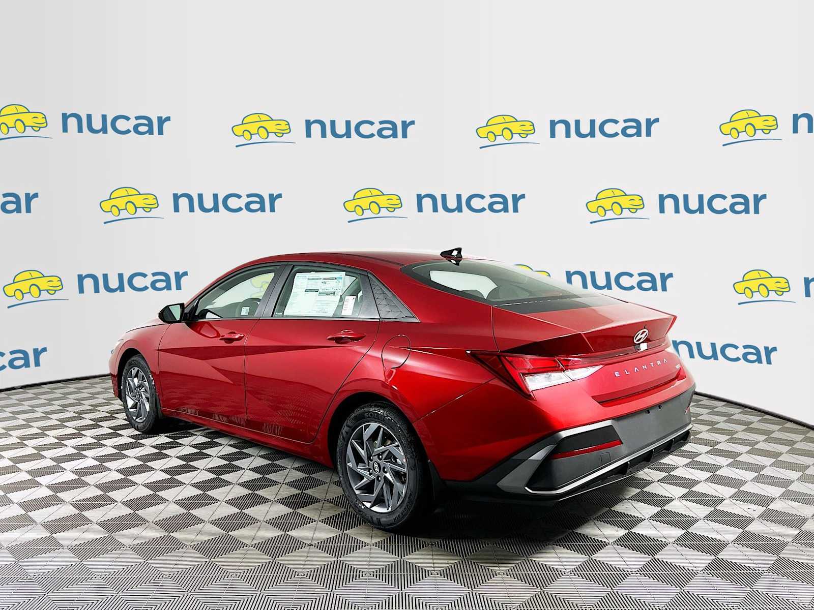 2025 Hyundai Elantra Hybrid Blue - Photo 4
