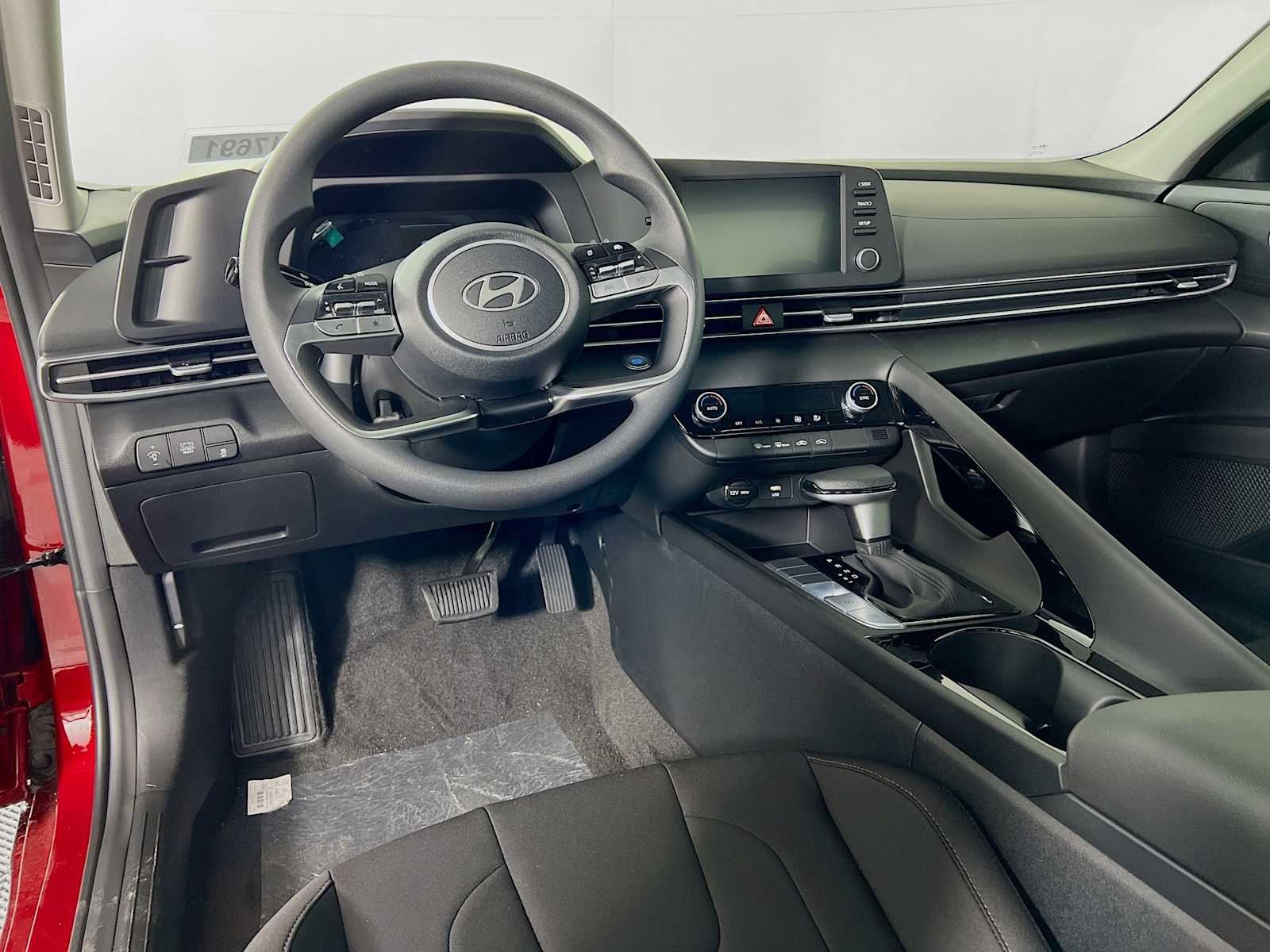 2025 Hyundai Elantra Hybrid Blue - Photo 6