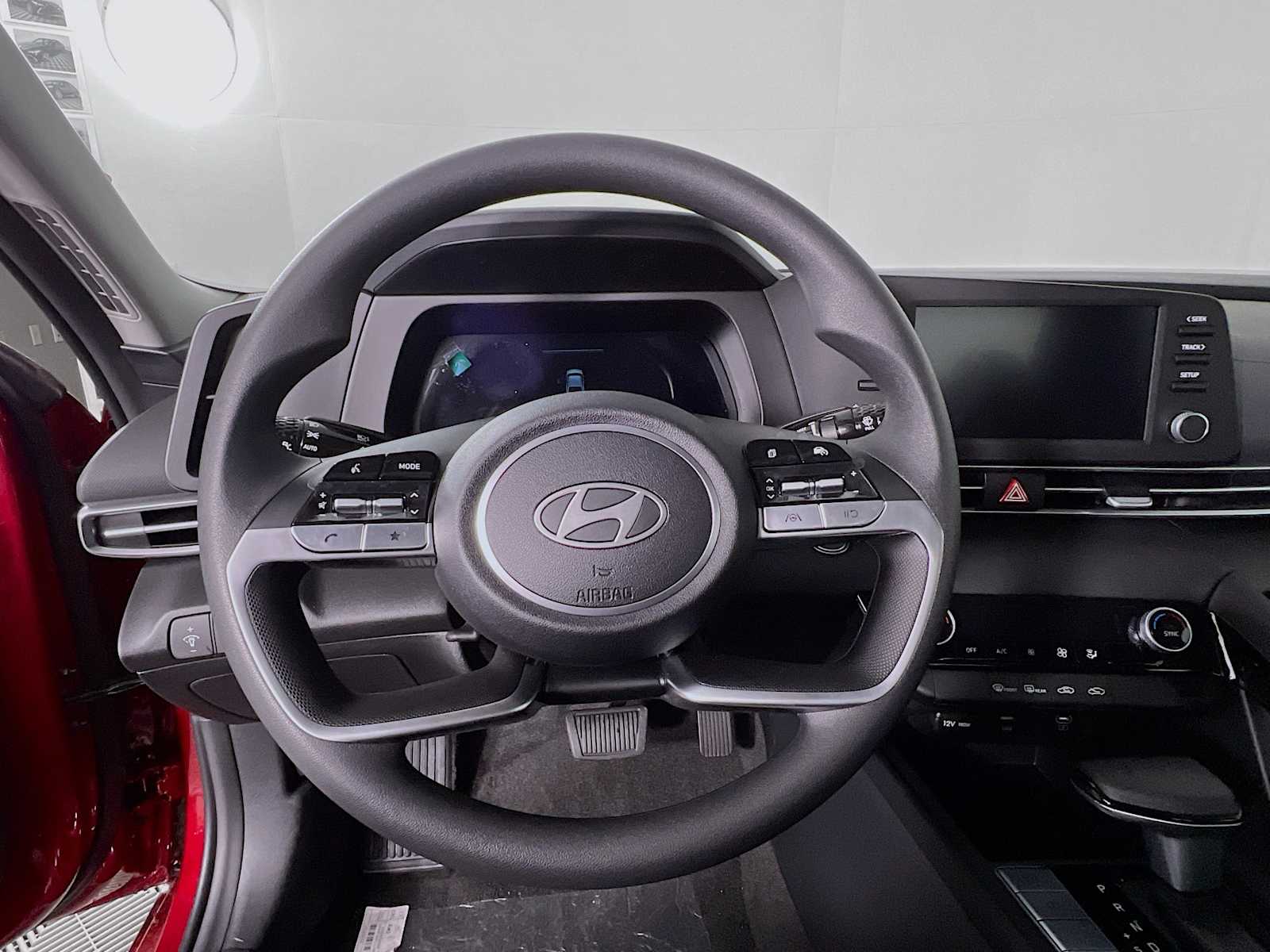 2025 Hyundai Elantra Hybrid Blue - Photo 7