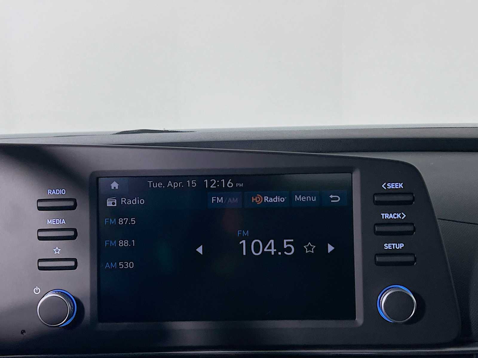 2025 Hyundai Elantra Hybrid Blue - Photo 8