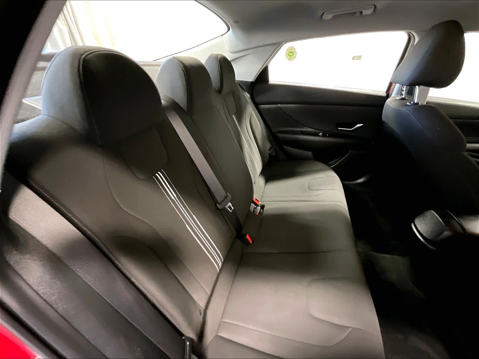2023 Hyundai Elantra SEL - Photo 16