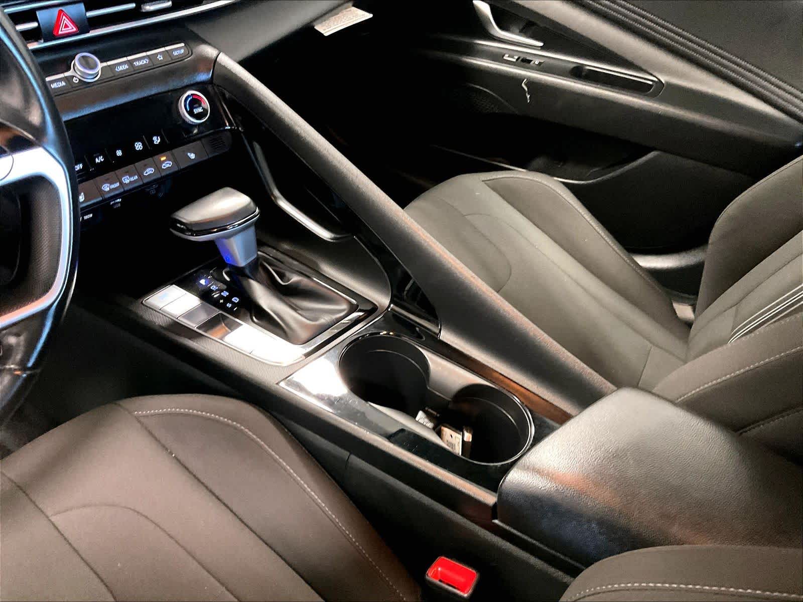 2023 Hyundai Elantra SEL - Photo 20