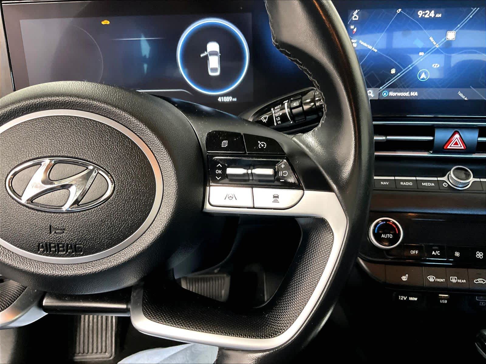 2023 Hyundai Elantra SEL - Photo 23