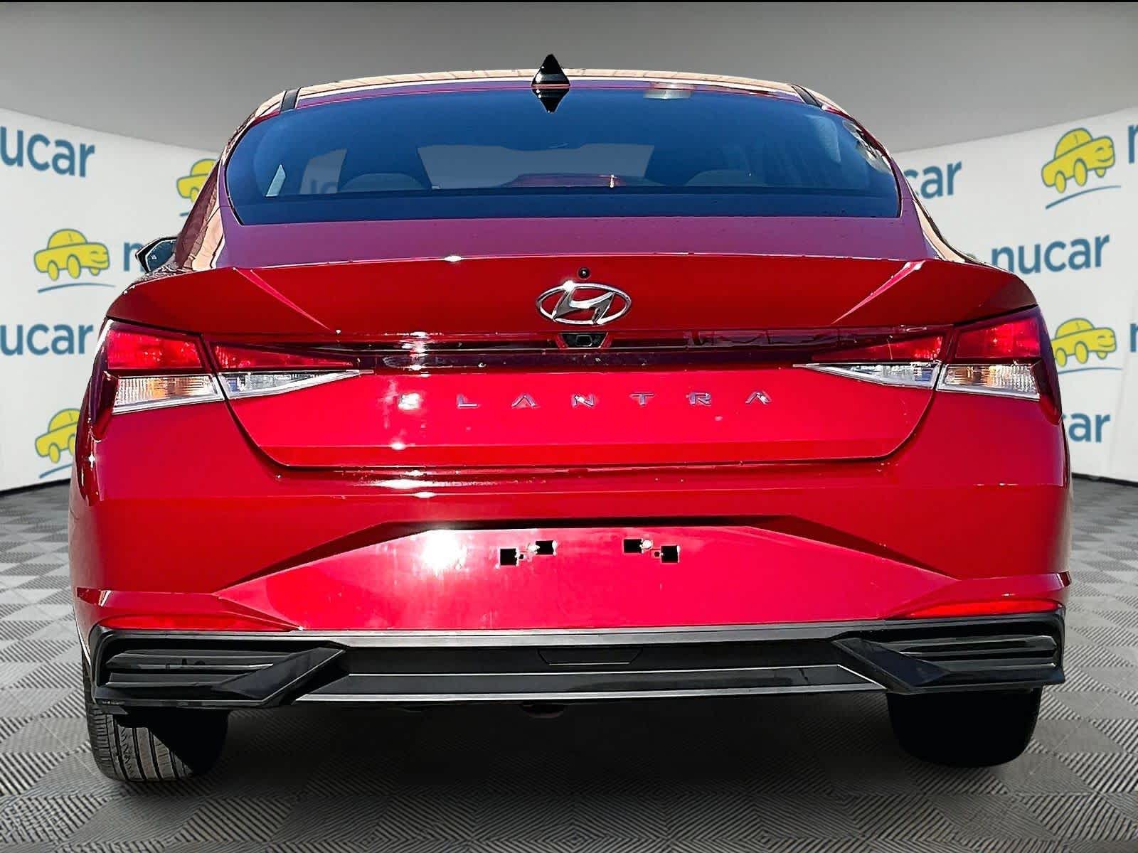 2023 Hyundai Elantra SEL - Photo 5