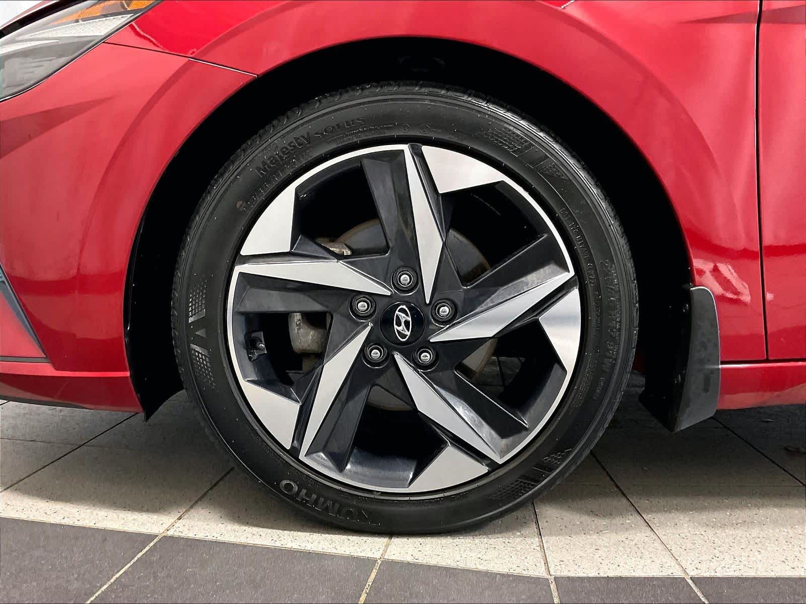 2023 Hyundai Elantra SEL - Photo 7