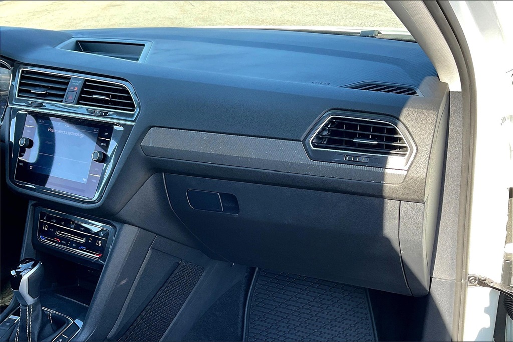 2024 Volkswagen Tiguan 2.0T SE - Photo 12