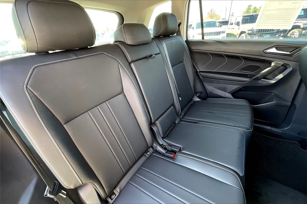 2024 Volkswagen Tiguan 2.0T SE - Photo 15