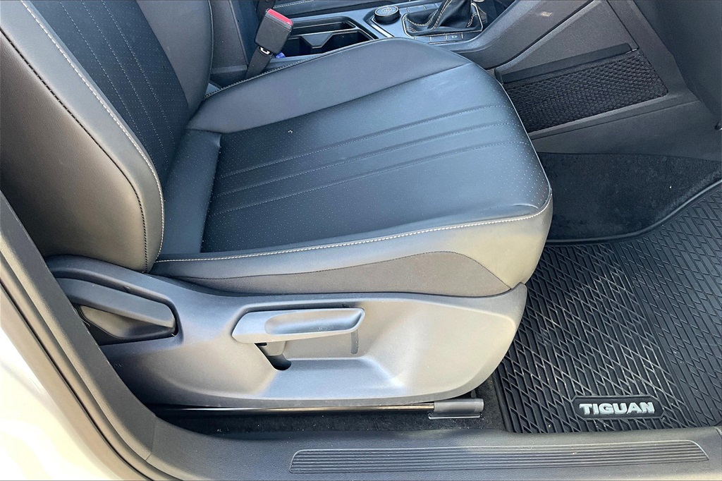 2024 Volkswagen Tiguan 2.0T SE - Photo 36