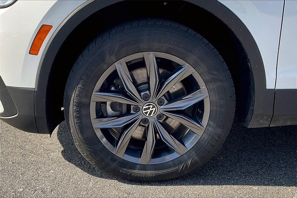 2024 Volkswagen Tiguan 2.0T SE - Photo 7