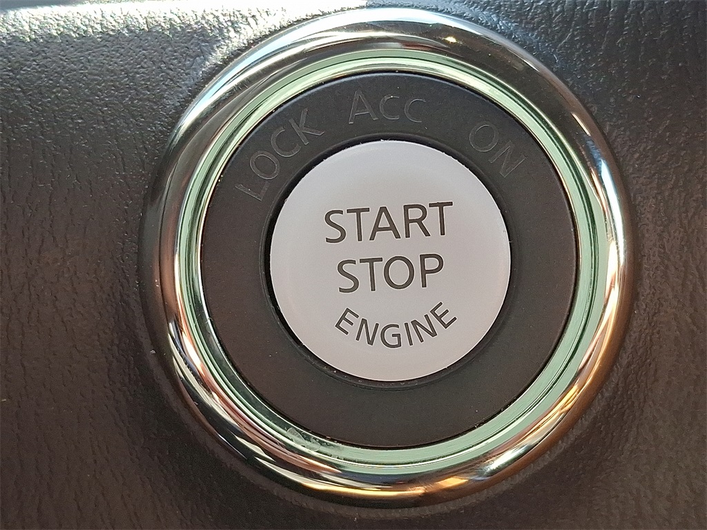 2022 INFINITI QX80 Sensory - Photo 23